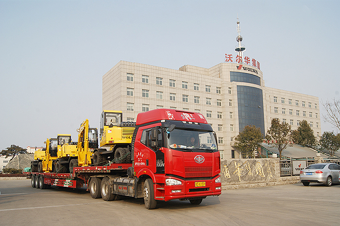 沃爾華集團(tuán)5臺挖掘機(jī)順利出口泰國 沃爾華集團(tuán)5臺挖掘機(jī)順利出口泰國