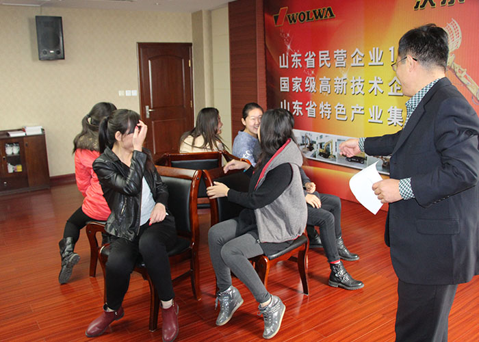 沃爾華集團2015上半年度電商總結(jié)表彰大會圓滿舉行 沃爾華集團2015上半年度電商總結(jié)表彰大會圓滿舉行